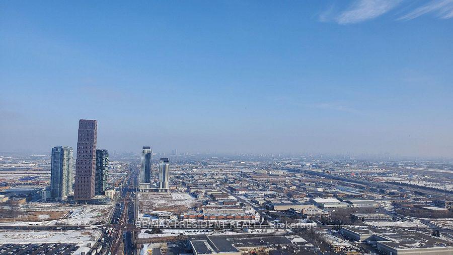 Photo 19 of Unit 4108, 8 Interchange Way, Vaughan, Vaughan Corporate Centre — HOMEH