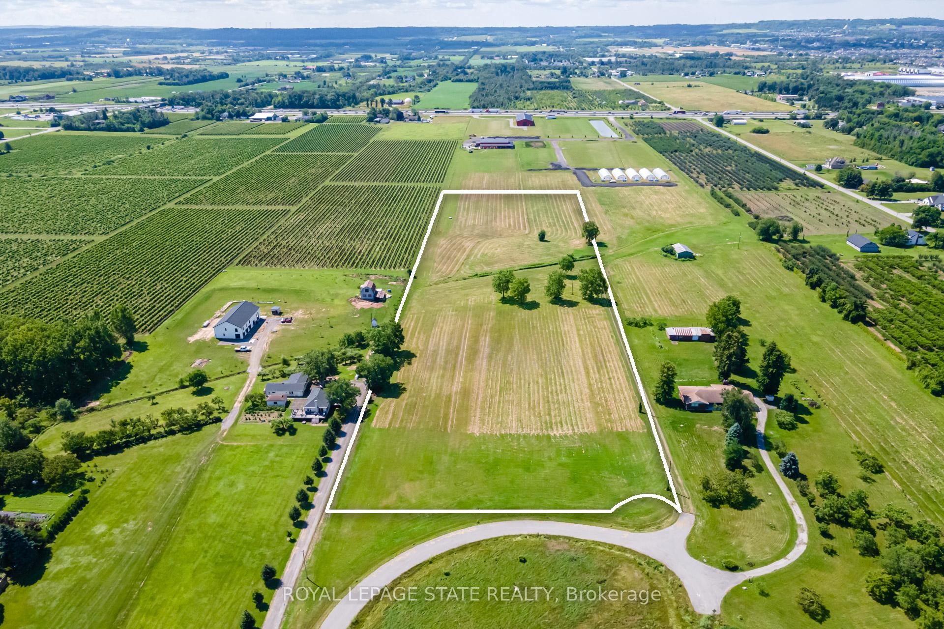 Photo 2 of 4558 Lakeside Drive, Lincoln, Lincoln Lake — HOMEH