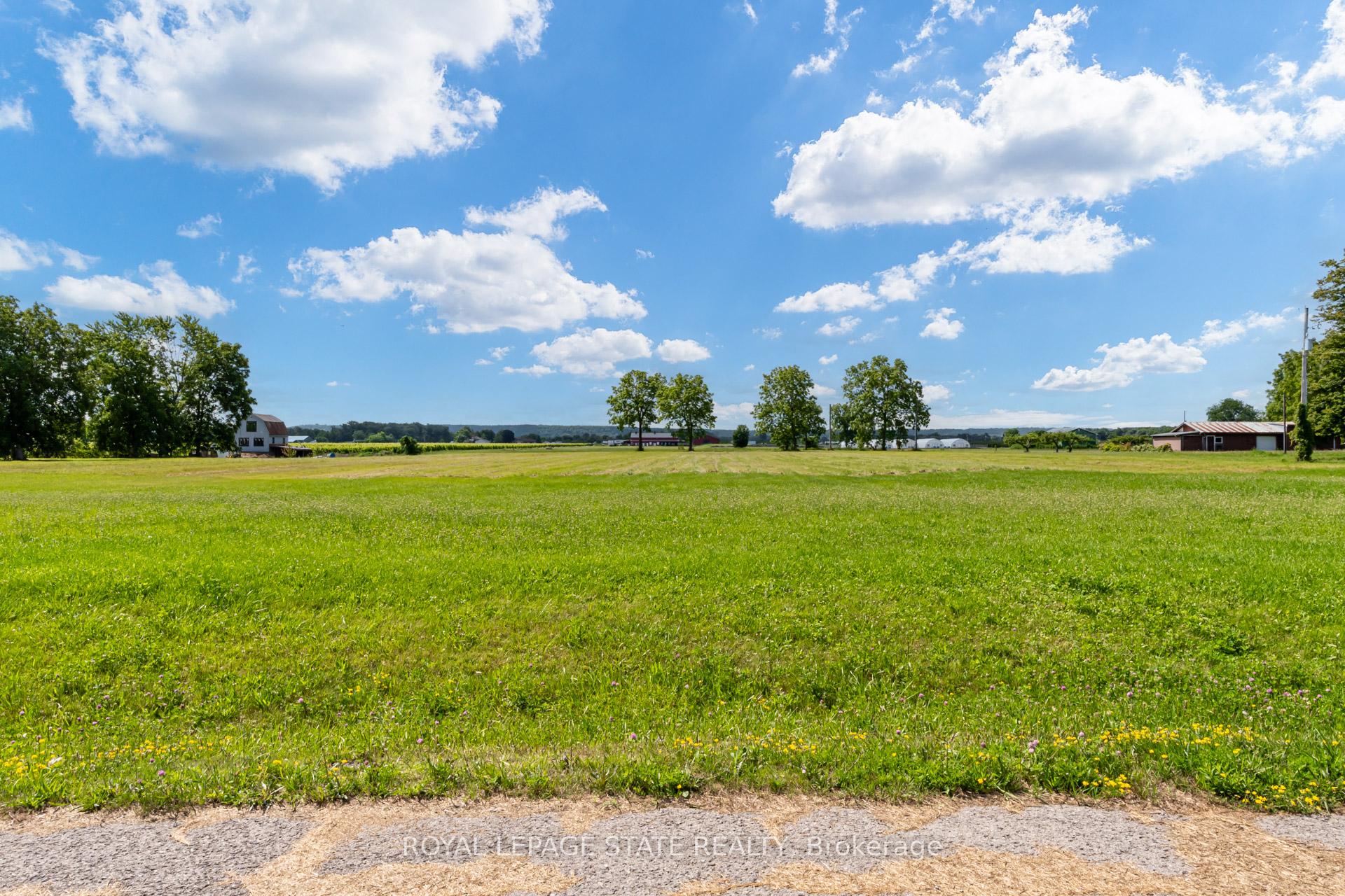Photo 7 of 4558 Lakeside Drive, Lincoln, Lincoln Lake — HOMEH