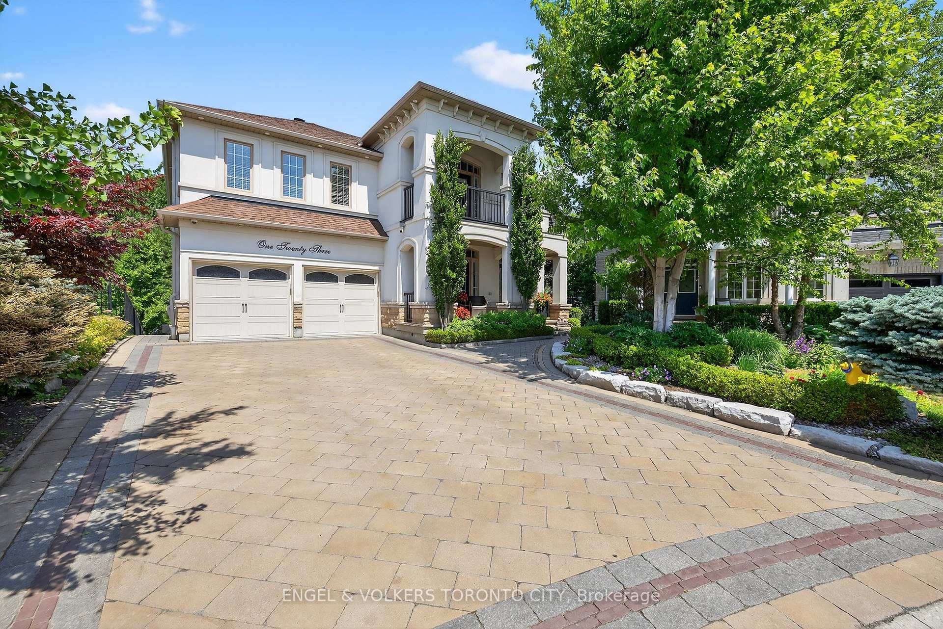 Photo 6 of 123 Salamander Court, Vaughan, Rural Vaughan — HOMEH