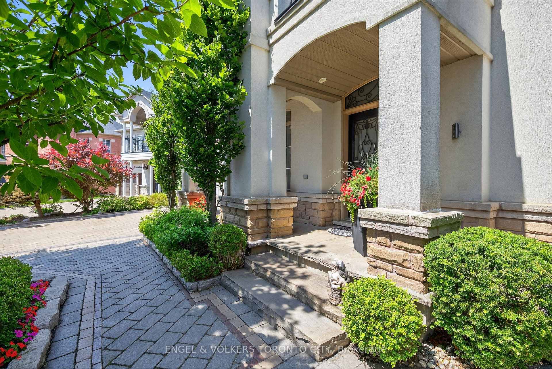Photo 33 of 123 Salamander Court, Vaughan, Rural Vaughan — HOMEH