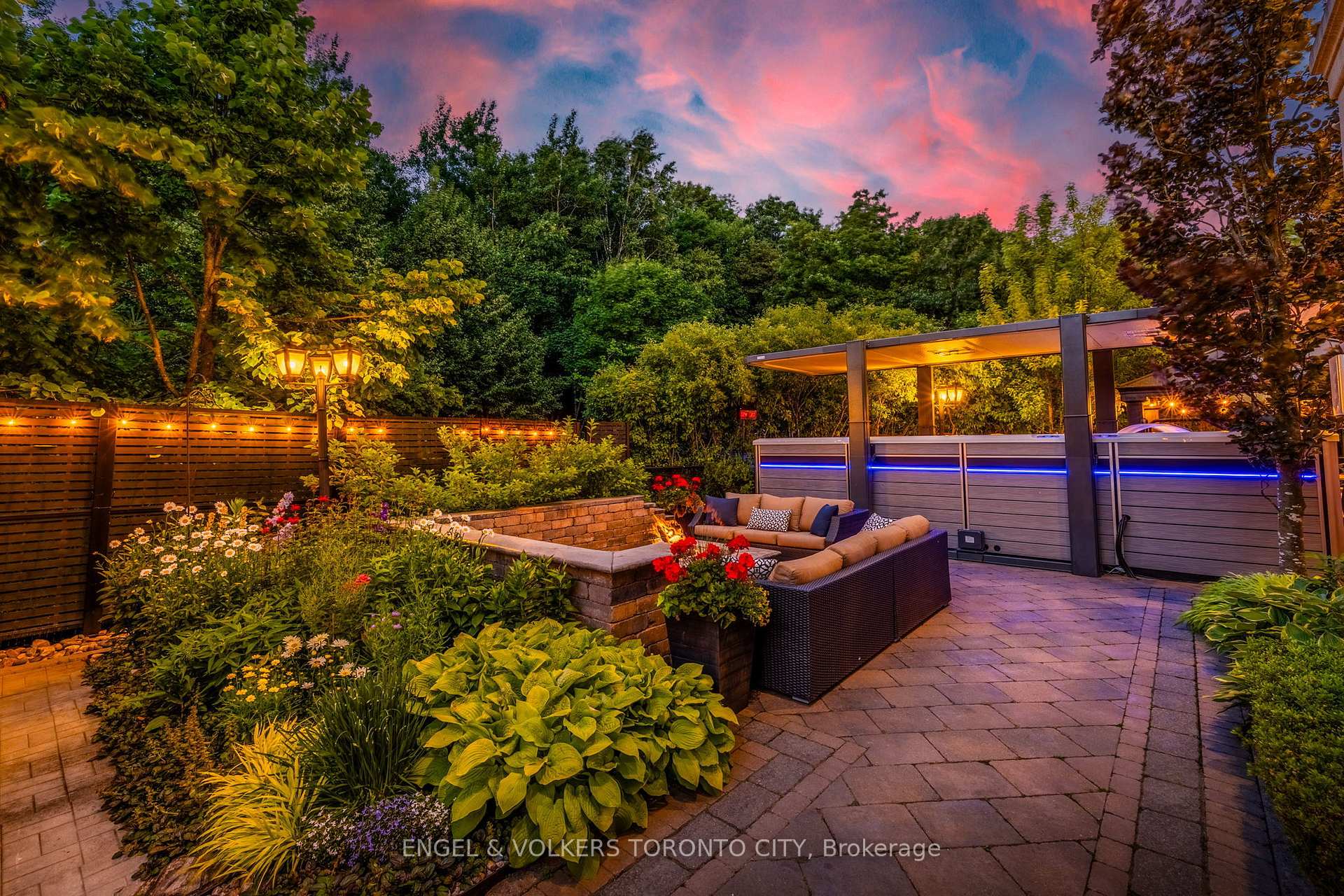 Photo 39 of 123 Salamander Court, Vaughan, Rural Vaughan — HOMEH