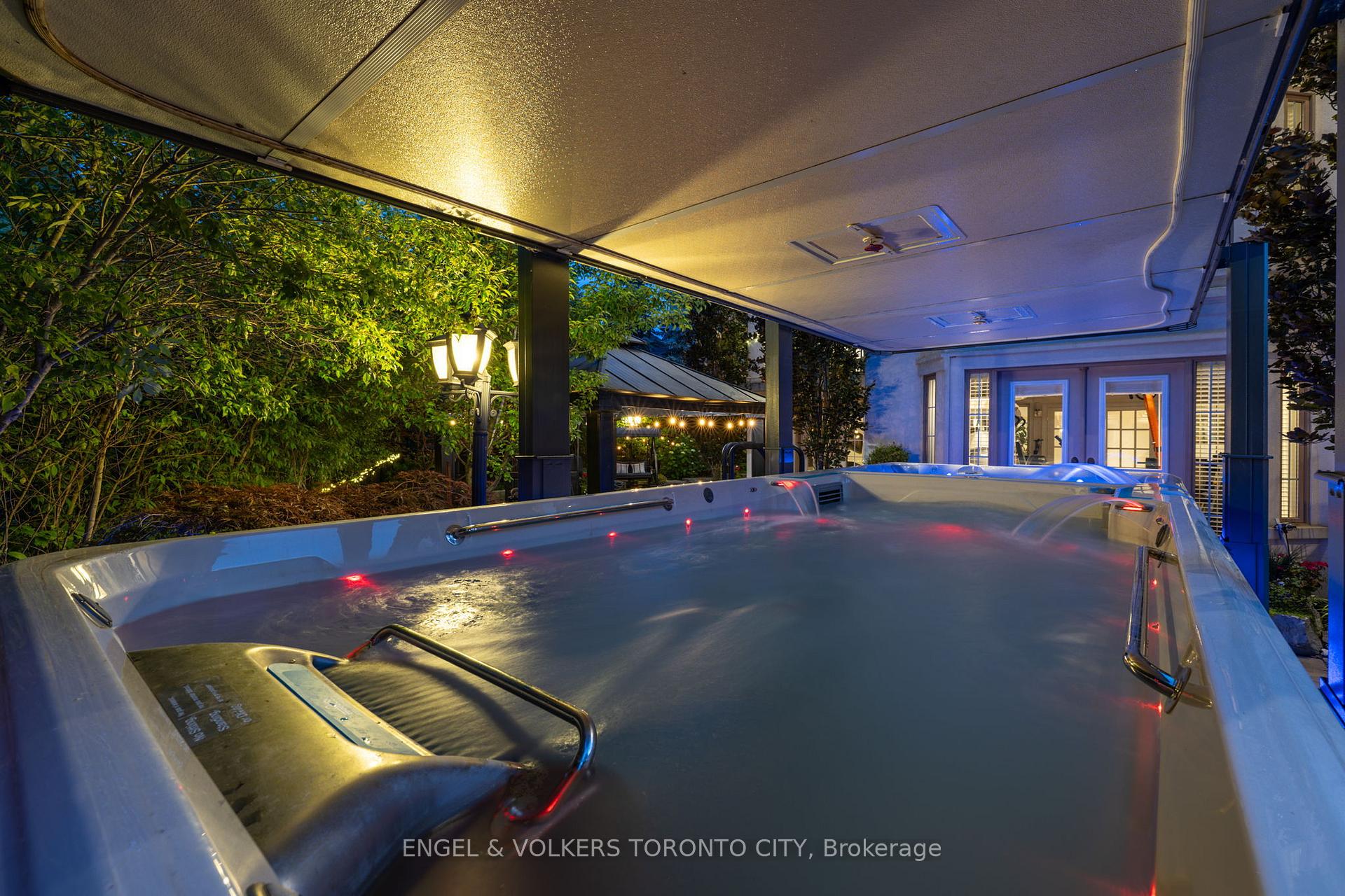 Photo 47 of 123 Salamander Court, Vaughan, Rural Vaughan — HOMEH