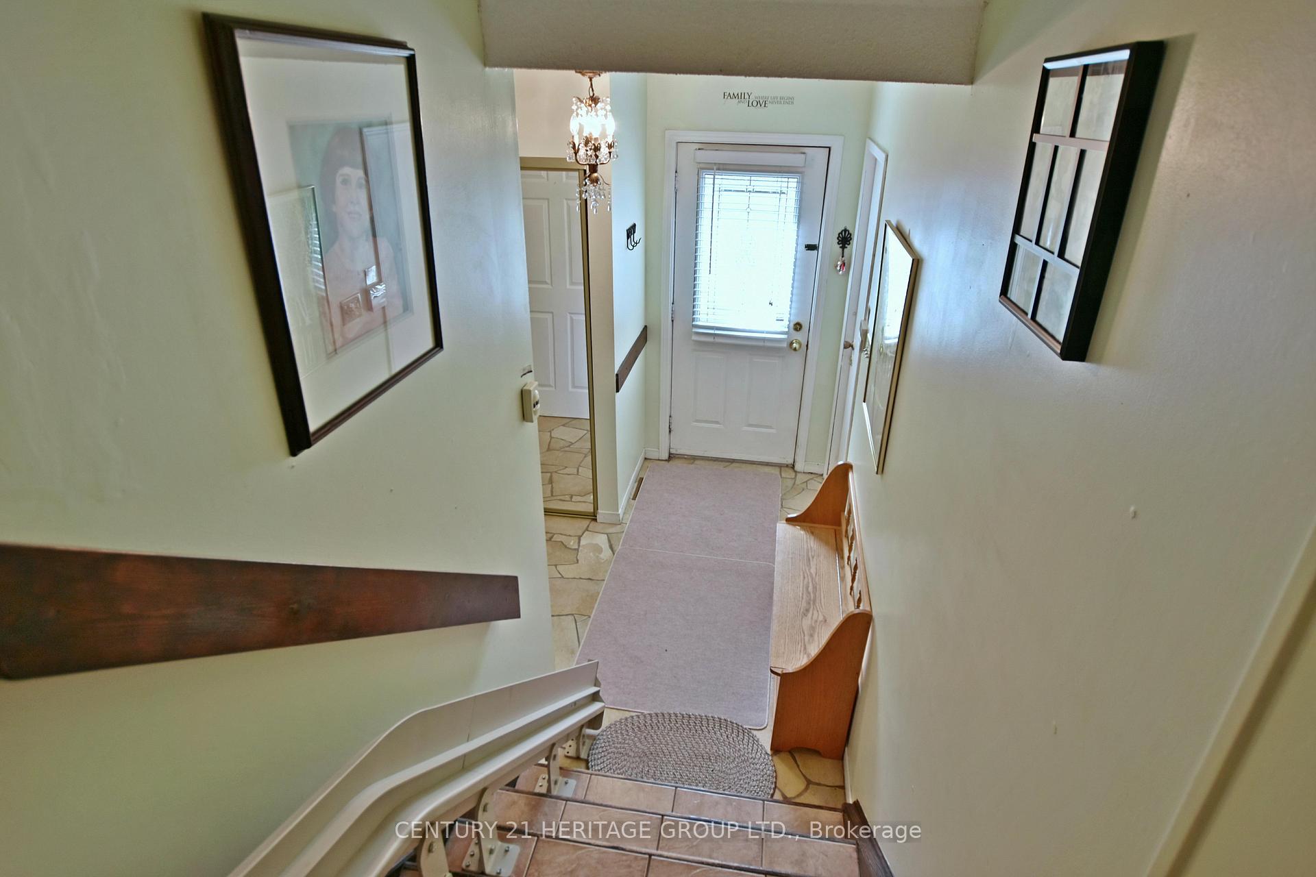Photo 7 of Unit 6, 410 Thomas Street, Clearview, Stayner — HOMEH