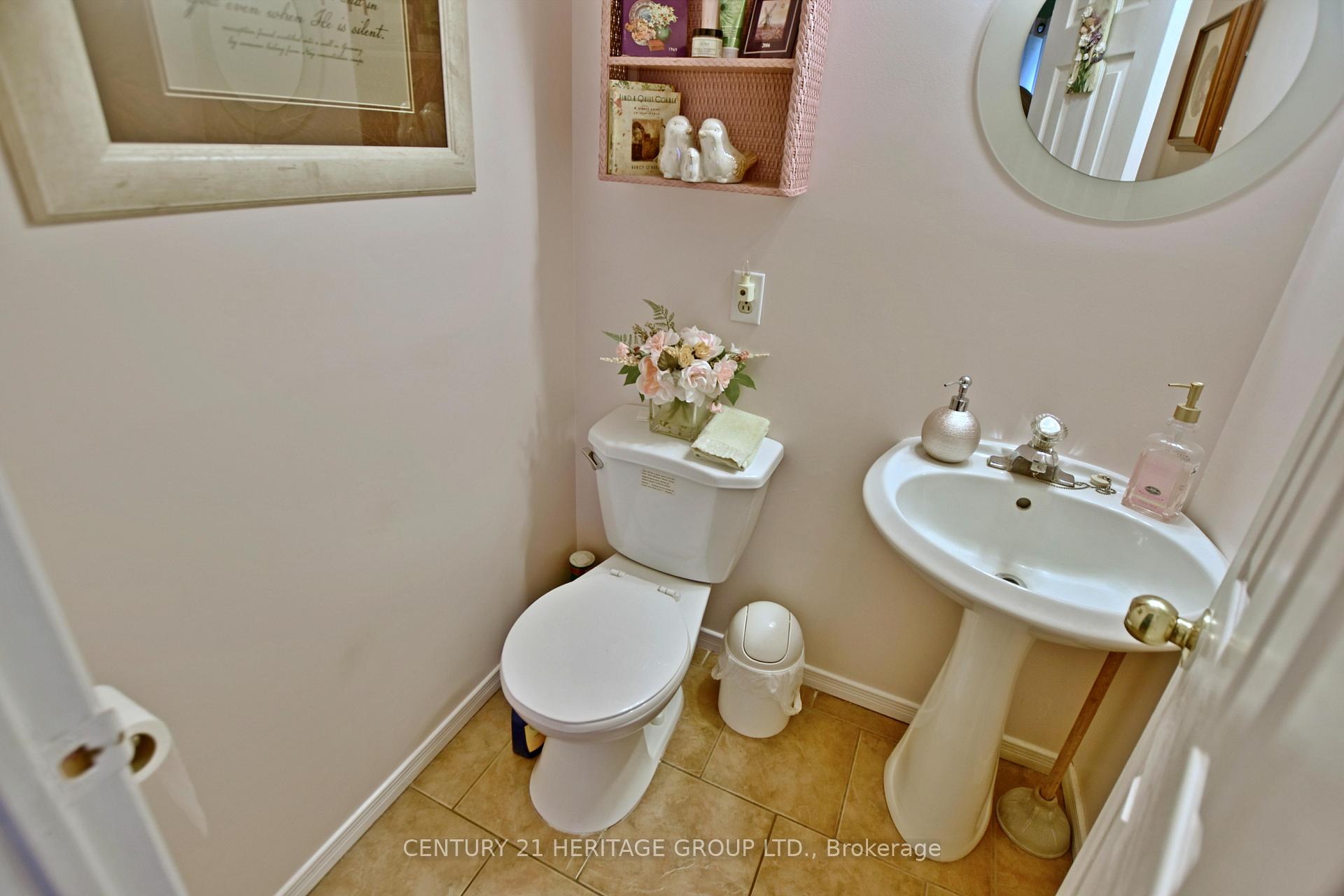 Photo 13 of Unit 6, 410 Thomas Street, Clearview, Stayner — HOMEH