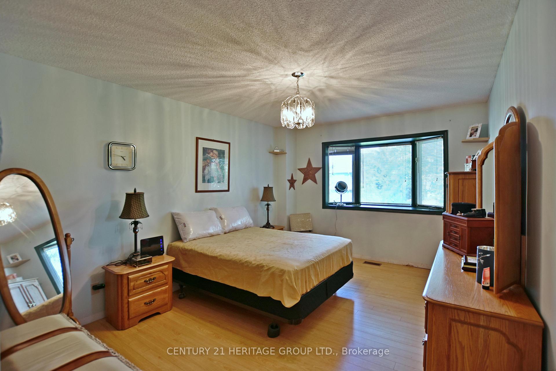 Photo 14 of Unit 6, 410 Thomas Street, Clearview, Stayner — HOMEH
