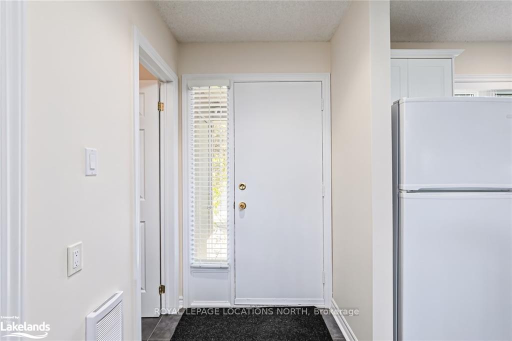 Photo 3 of 505 Oxbow Crescent, Collingwood — HOMEH