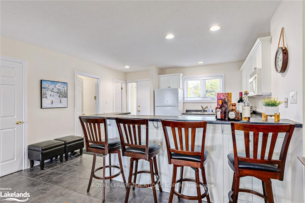 Photo 8 of 505 Oxbow Crescent, Collingwood — HOMEH