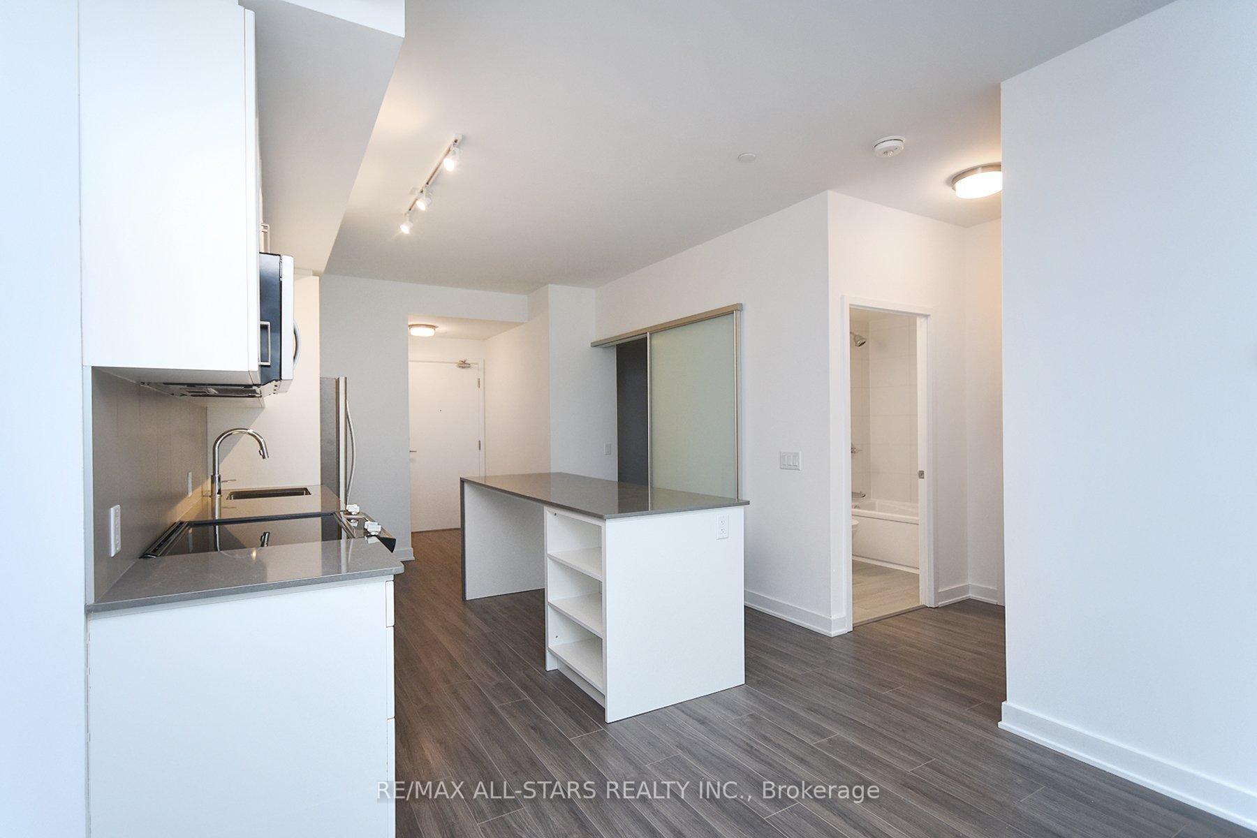 Photo 7 of Unit 619, 681 Yonge Street, Barrie, Painswick South — HOMEH