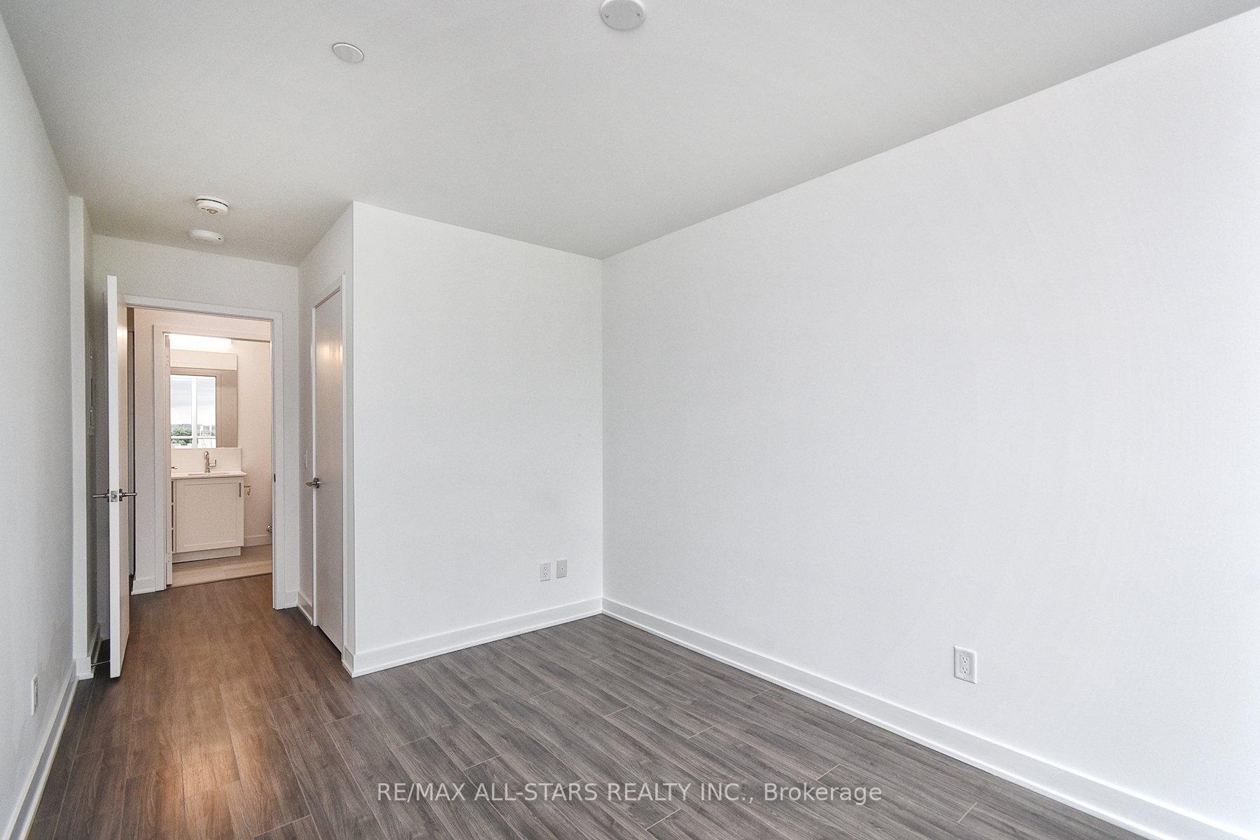 Photo 9 of Unit 619, 681 Yonge Street, Barrie, Painswick South — HOMEH