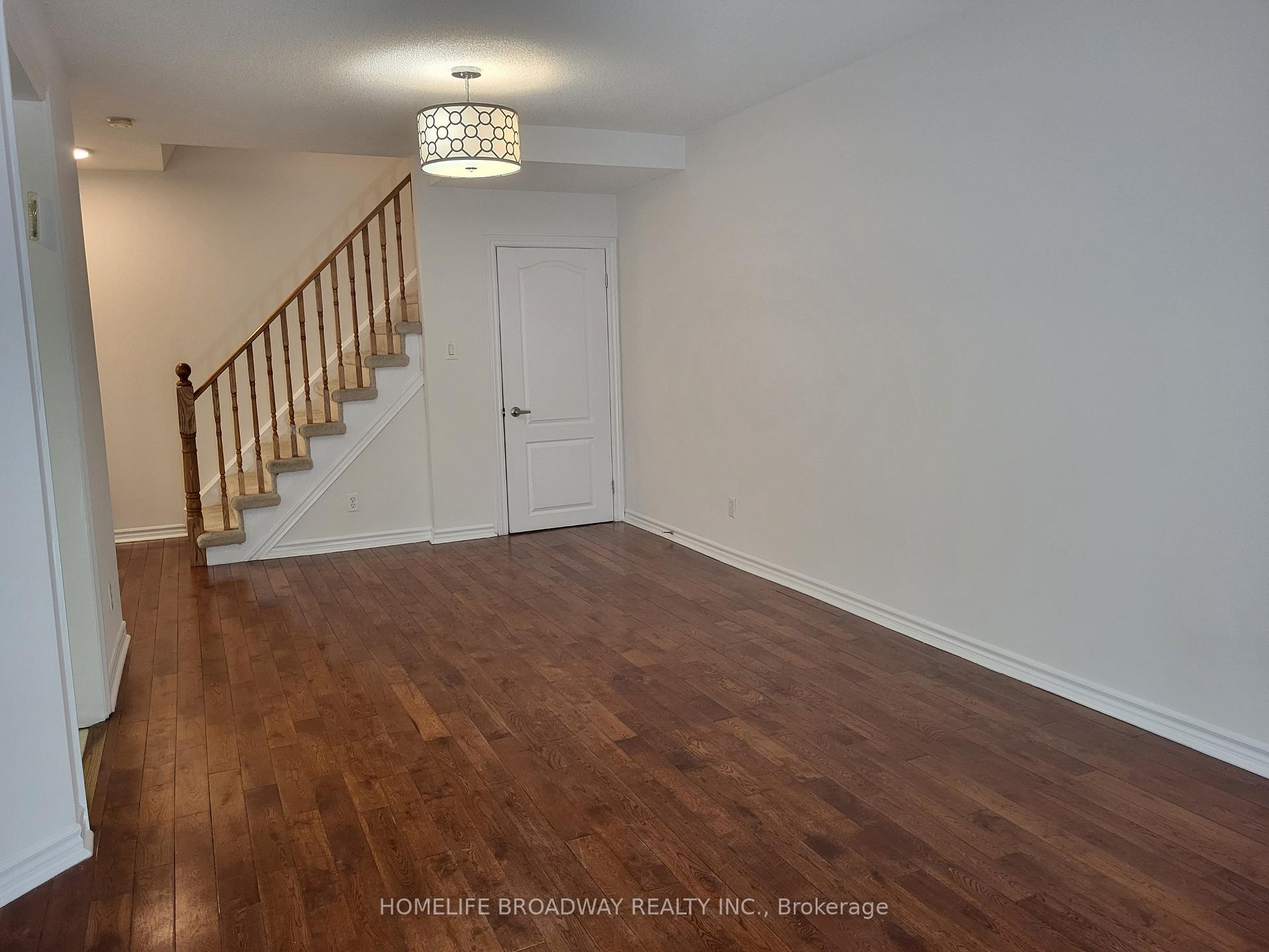 Photo 2 of Unit 88, 151 Townsgate Drive, Vaughan, Crestwood-Springfarm-Yorkhill — HOMEH