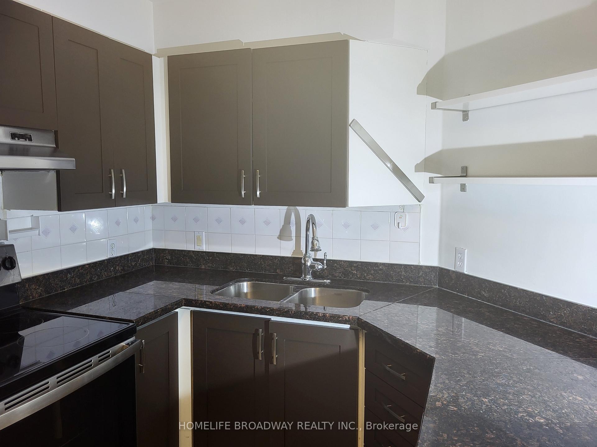 Photo 11 of Unit 88, 151 Townsgate Drive, Vaughan, Crestwood-Springfarm-Yorkhill — HOMEH