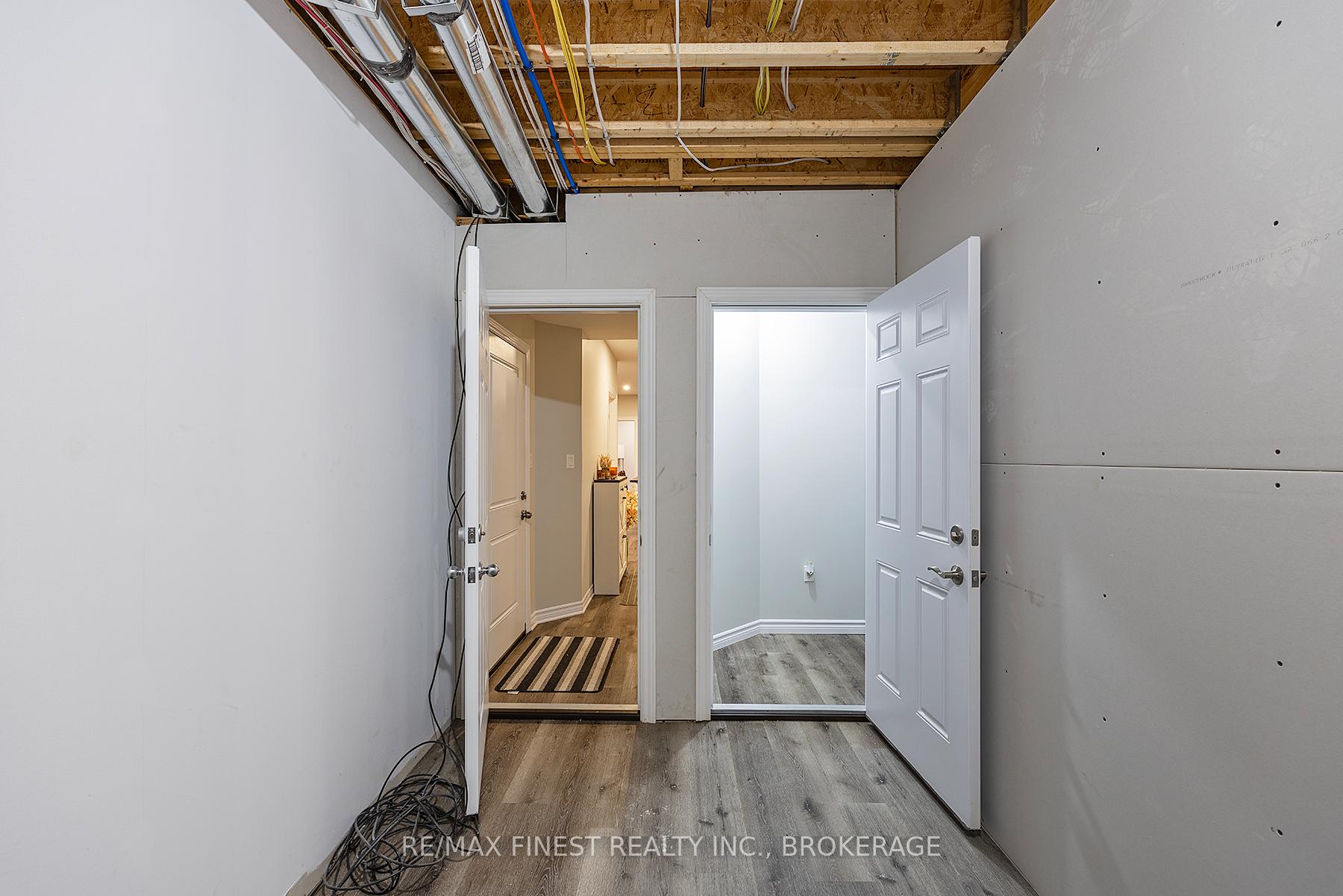 Photo 13 of 1383 Woodfield Crescent, Kingston, City Northwest — HOMEH