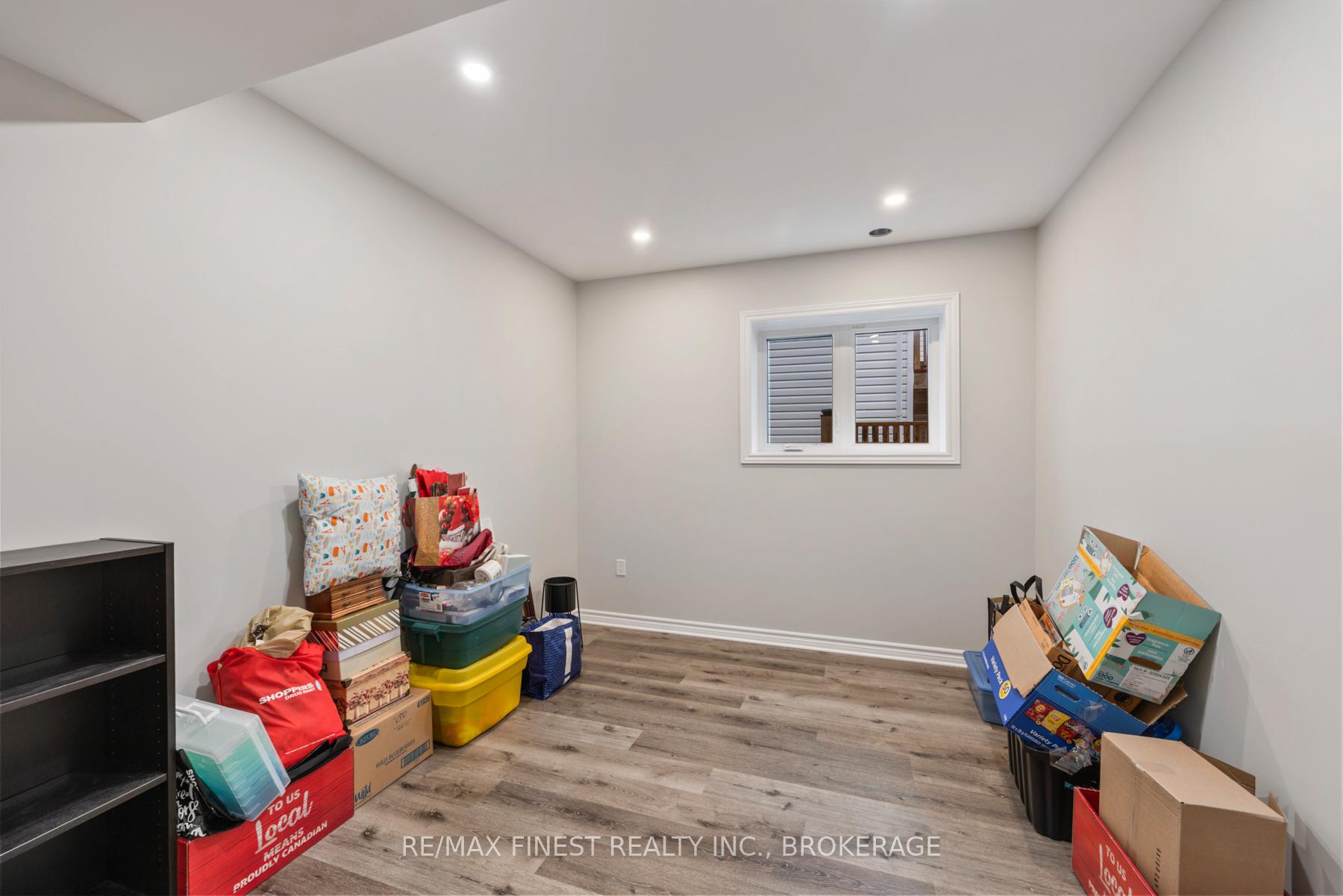 Photo 18 of 1383 Woodfield Crescent, Kingston, City Northwest — HOMEH