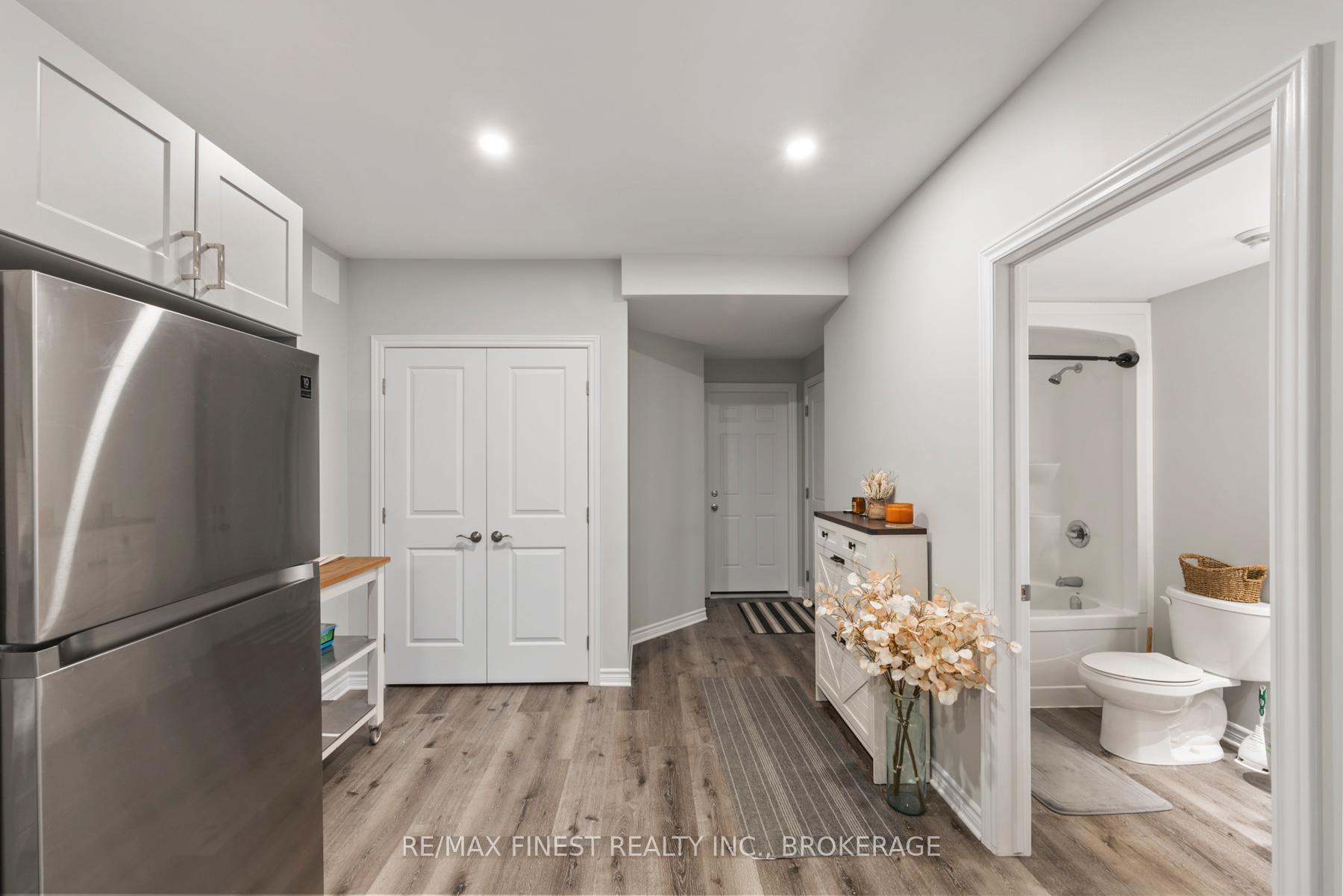 Photo 14 of 1383 Woodfield Crescent, Kingston, City Northwest — HOMEH