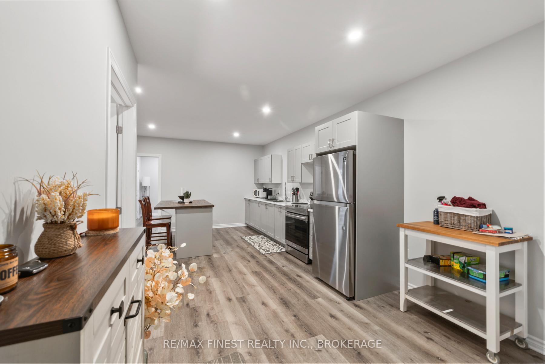 Photo 28 of 1383 Woodfield Crescent, Kingston, City Northwest — HOMEH
