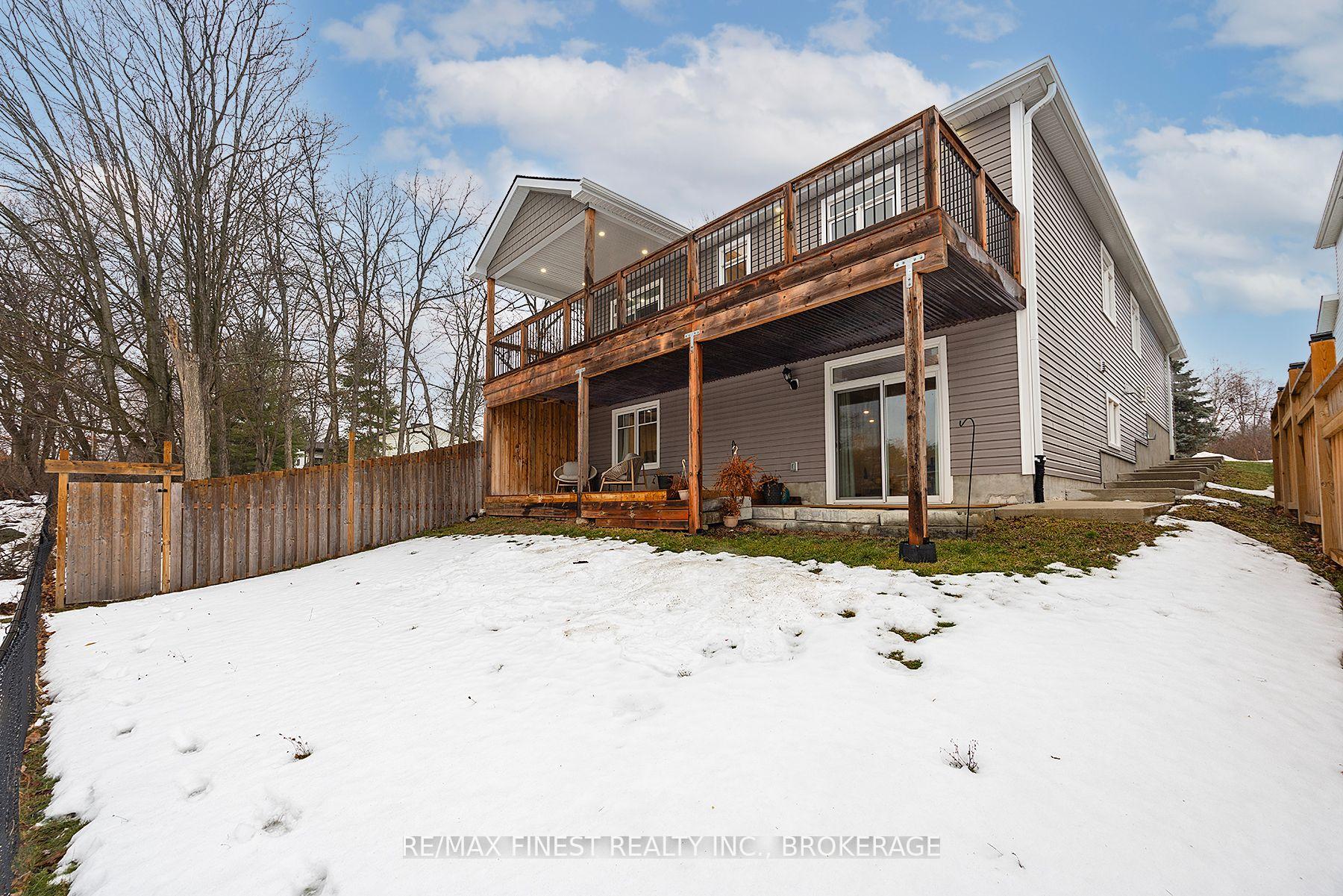 Photo 23 of 1383 Woodfield Crescent, Kingston, City Northwest — HOMEH