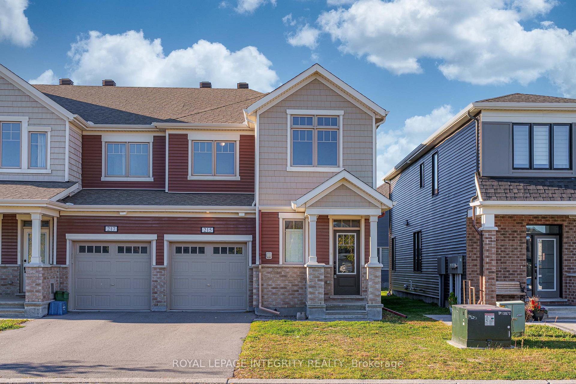 Front of 215 Merak Way