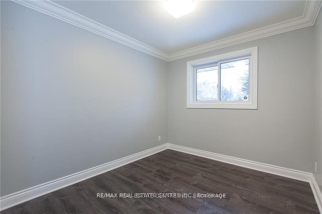Photo 17 of Unit Upper, 119 Alison Avenue, Cambridge, Alison — HOMEH