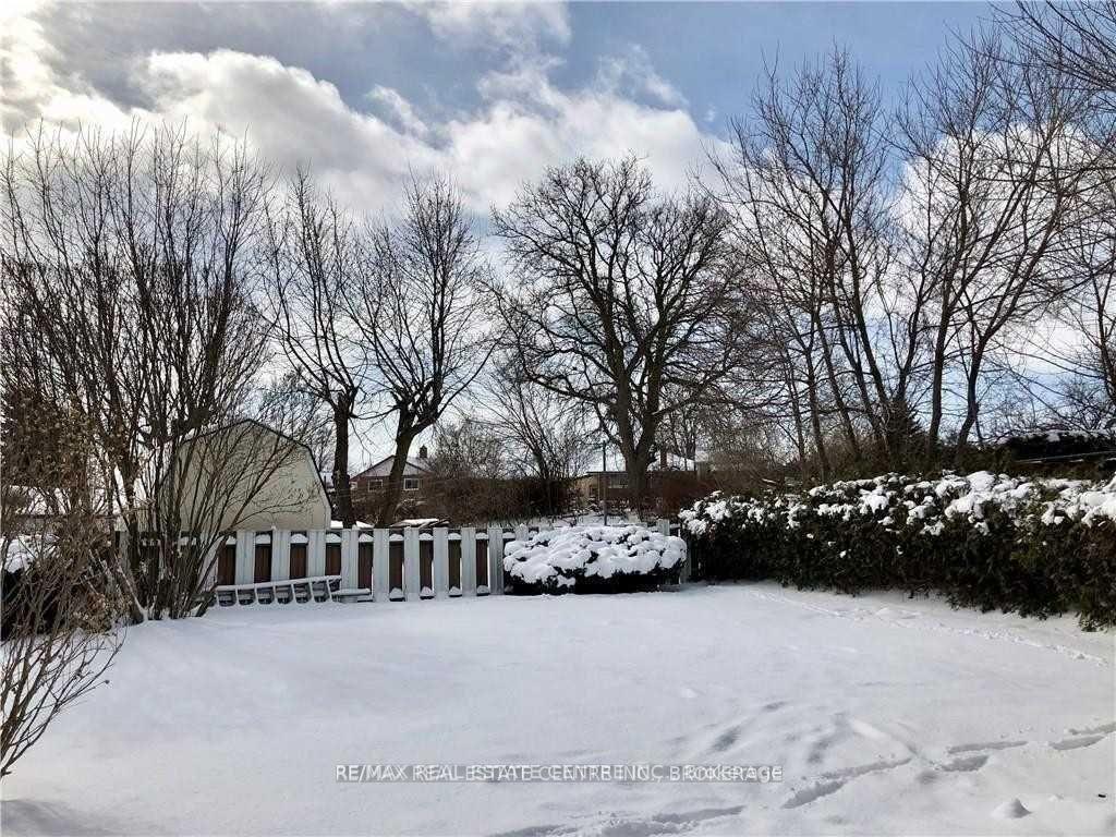 Photo 27 of Unit Upper, 119 Alison Avenue, Cambridge, Alison — HOMEH