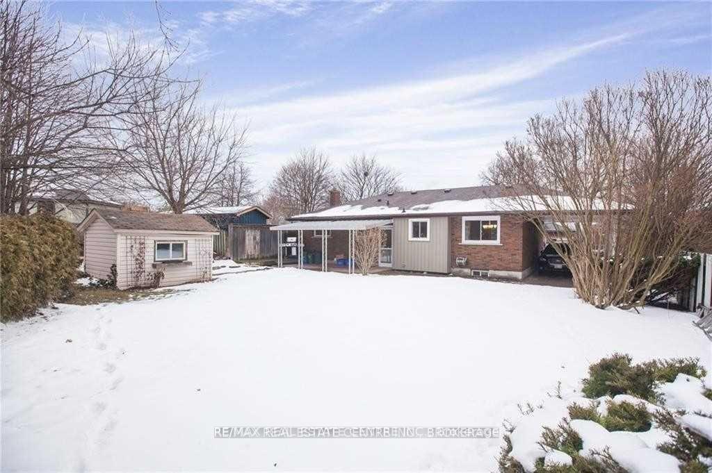 Photo 3 of Unit Upper, 119 Alison Avenue, Cambridge, Alison — HOMEH