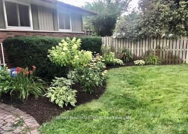 Photo 26 of Unit Upper, 119 Alison Avenue, Cambridge, Alison — HOMEH