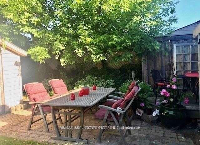 Photo 25 of Unit Upper, 119 Alison Avenue, Cambridge, Alison — HOMEH