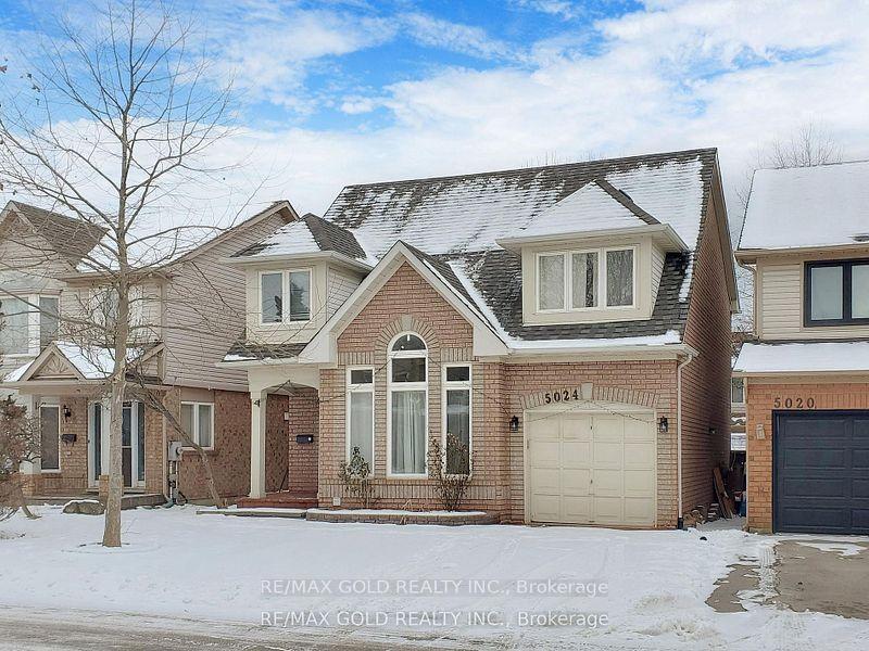 Photo 2 of 5024 Kempling Lane, Burlington, Orchard — HOMEH