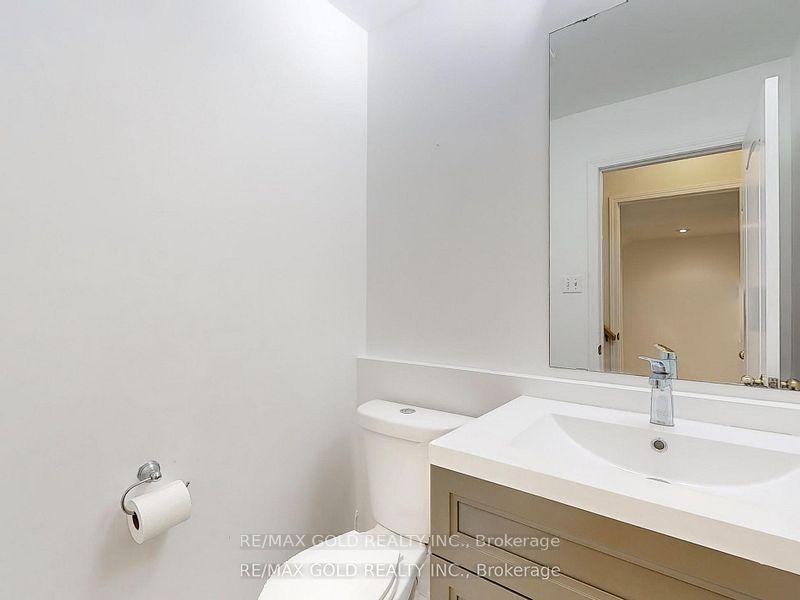 Photo 17 of 5024 Kempling Lane, Burlington, Orchard — HOMEH
