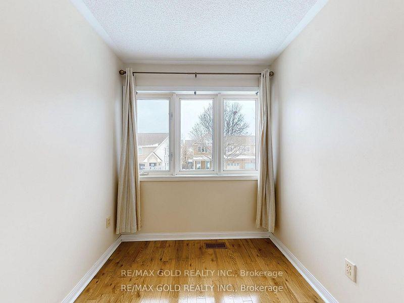 Photo 22 of 5024 Kempling Lane, Burlington, Orchard — HOMEH