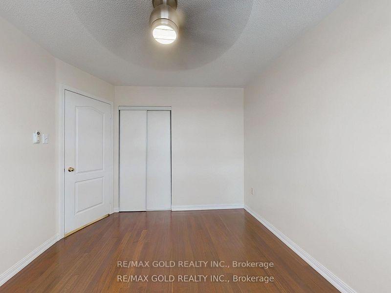 Photo 29 of 5024 Kempling Lane, Burlington, Orchard — HOMEH