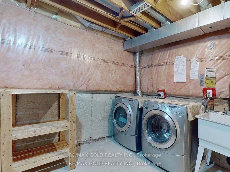 Photo 35 of 5024 Kempling Lane, Burlington, Orchard — HOMEH