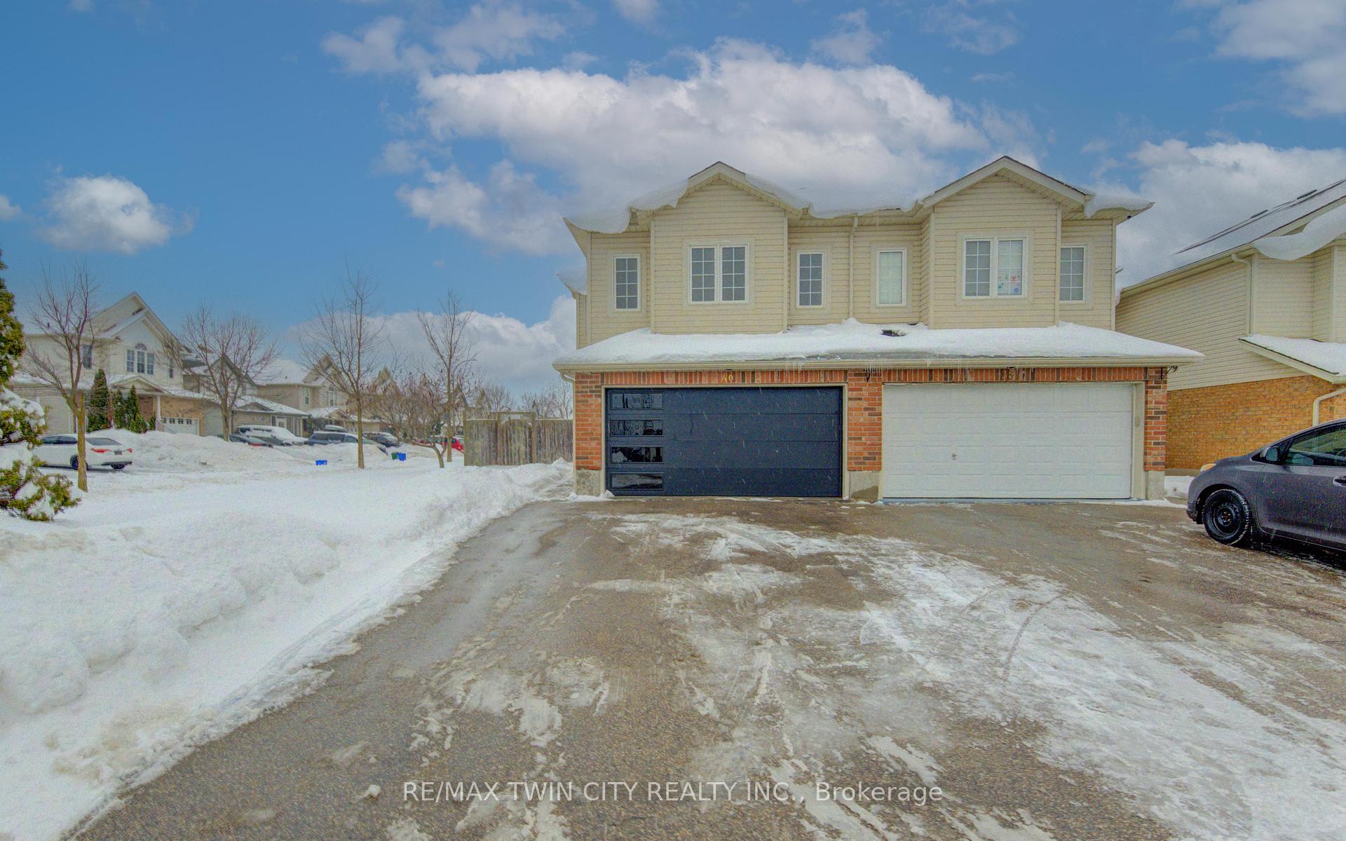 Front of 40 Red Clover Crescent S