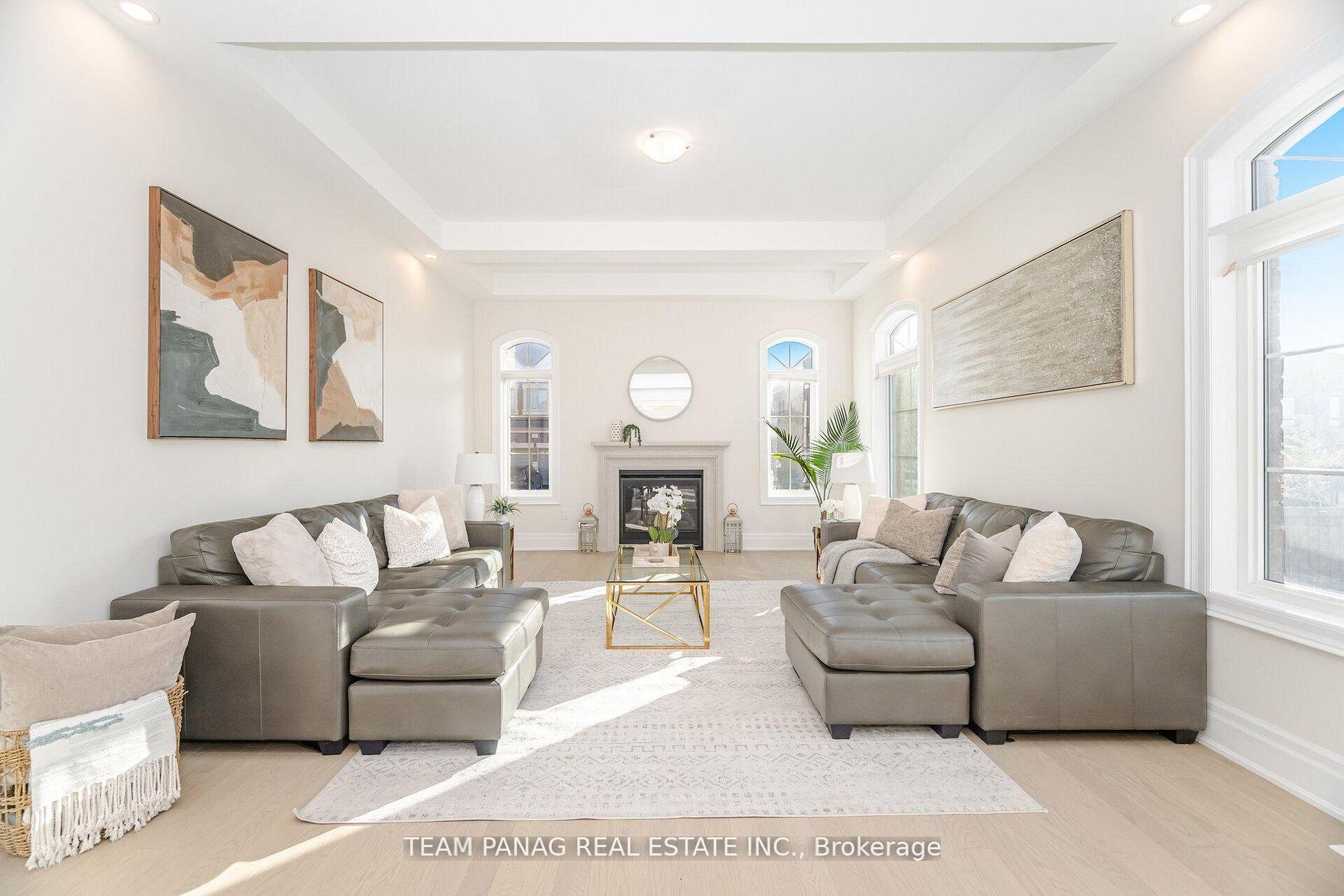 Photo 11 of 30 Ballantyne Boulevard, Vaughan, Vellore Village — HOMEH