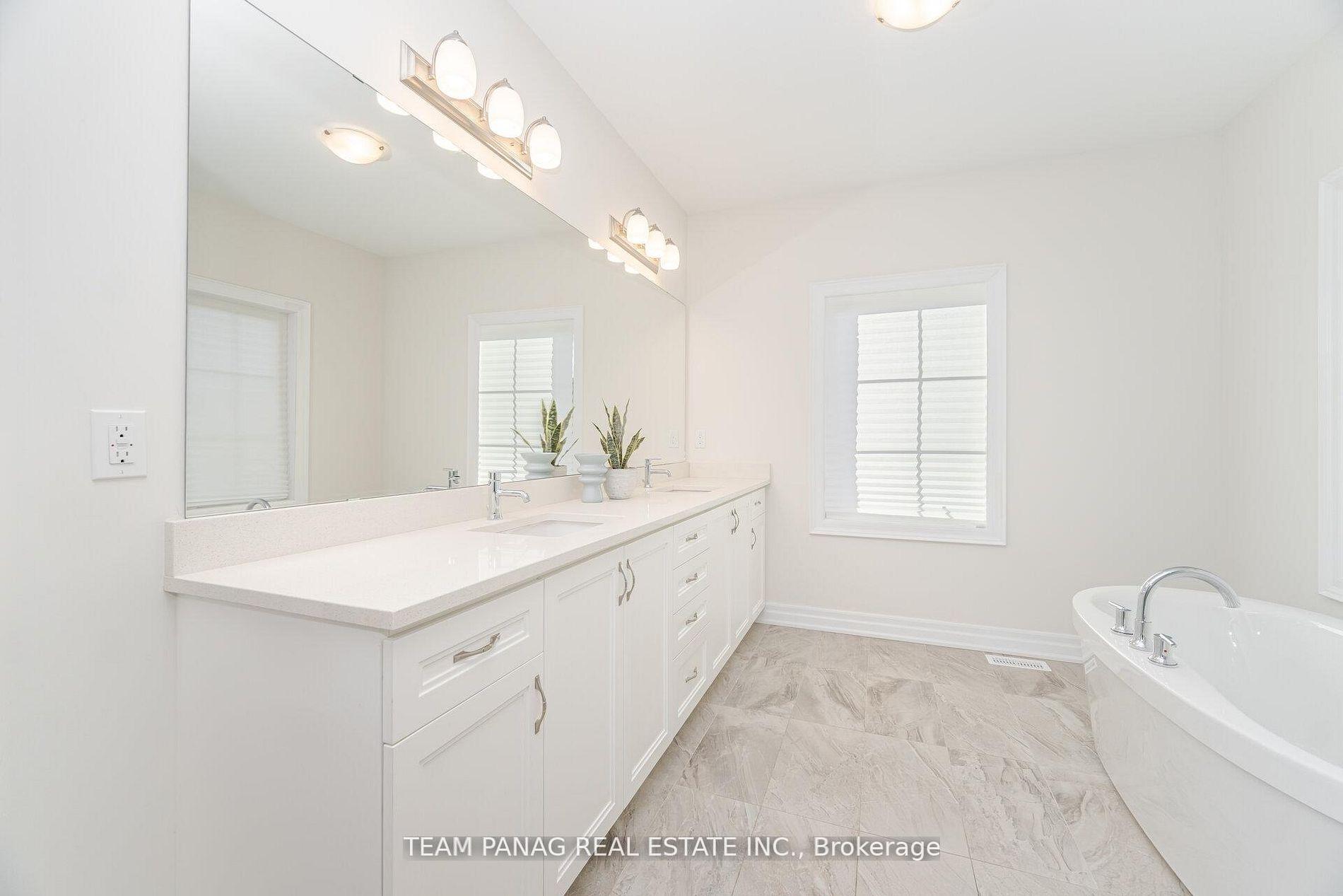 Photo 12 of 30 Ballantyne Boulevard, Vaughan, Vellore Village — HOMEH