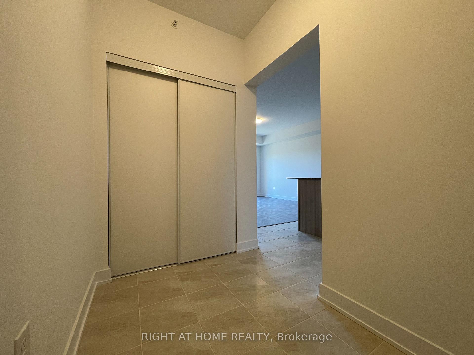 Photo 9 of Unit 204, 1 Chef Lane, Barrie, Rural Barrie Southeast — HOMEH