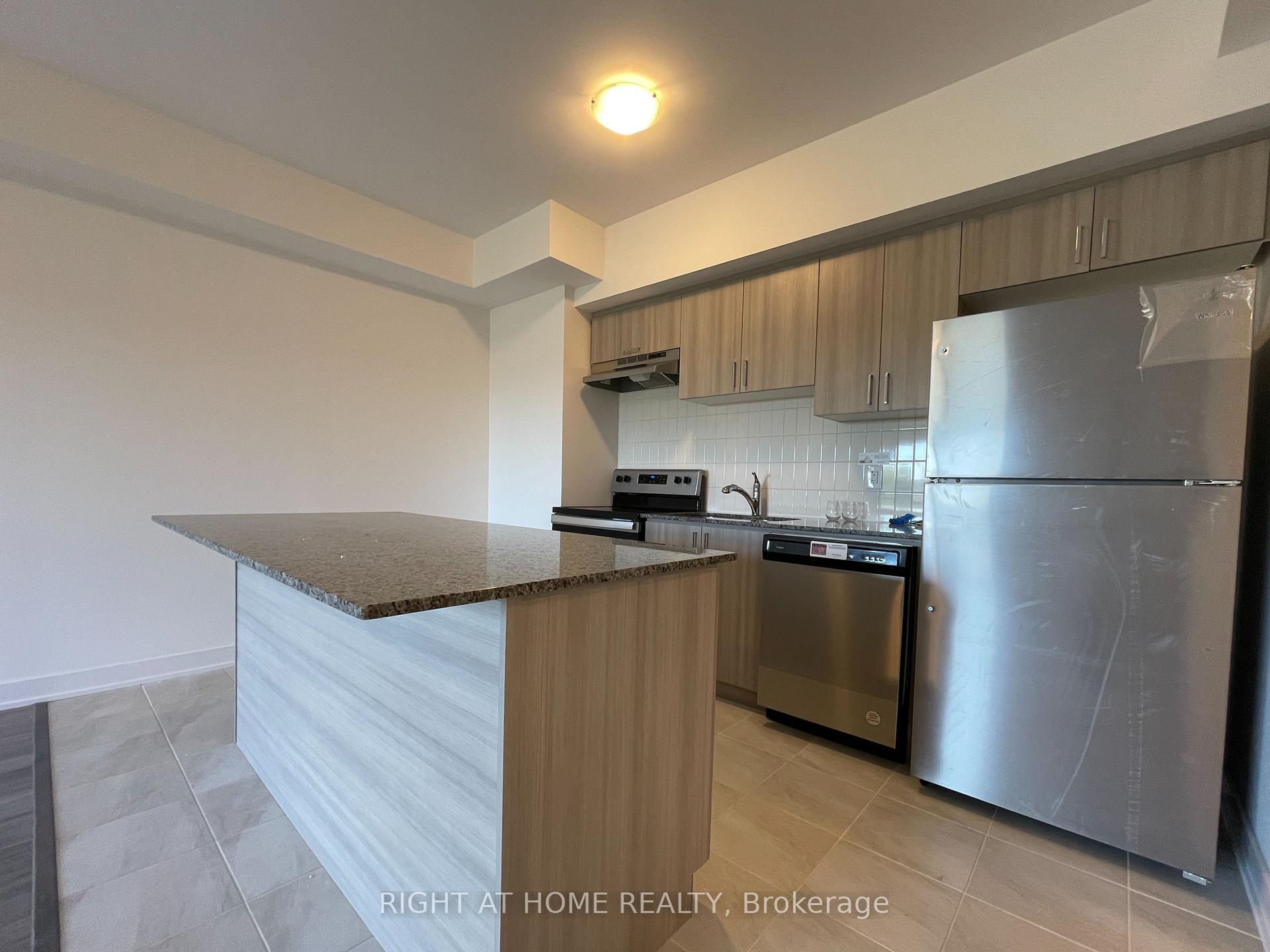 Photo 12 of Unit 204, 1 Chef Lane, Barrie, Rural Barrie Southeast — HOMEH