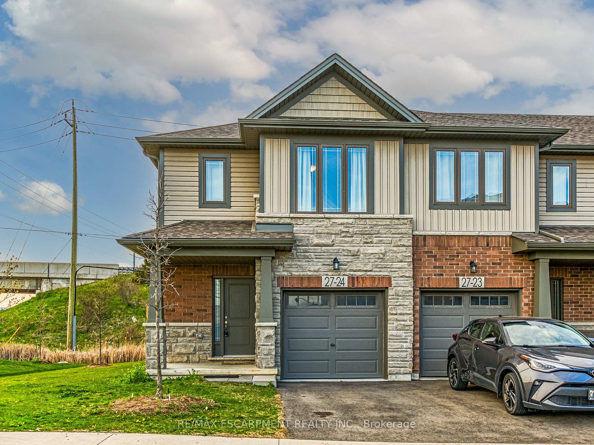 Photo 1 of Unit 24, 27 Rachel Drive, Hamilton, Winona Park — HOMEH