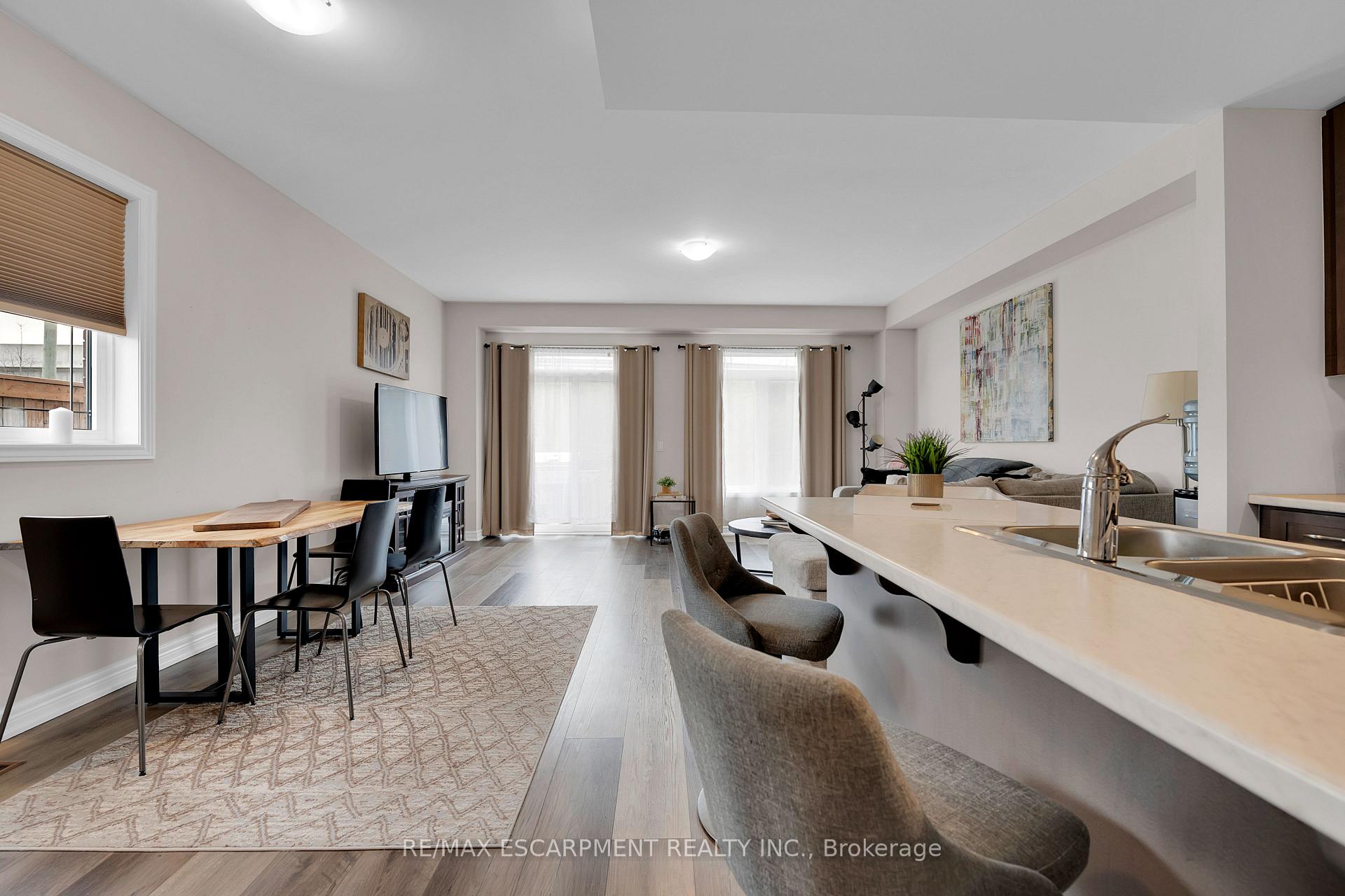 Photo 2 of Unit 24, 27 Rachel Drive, Hamilton, Winona Park — HOMEH