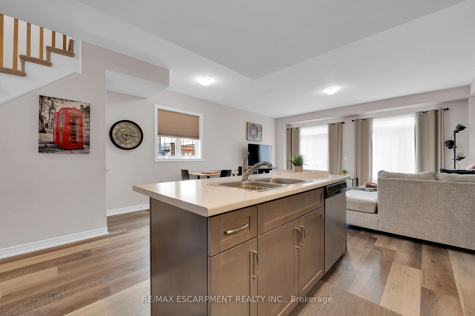 Photo 15 of Unit 24, 27 Rachel Drive, Hamilton, Winona Park — HOMEH