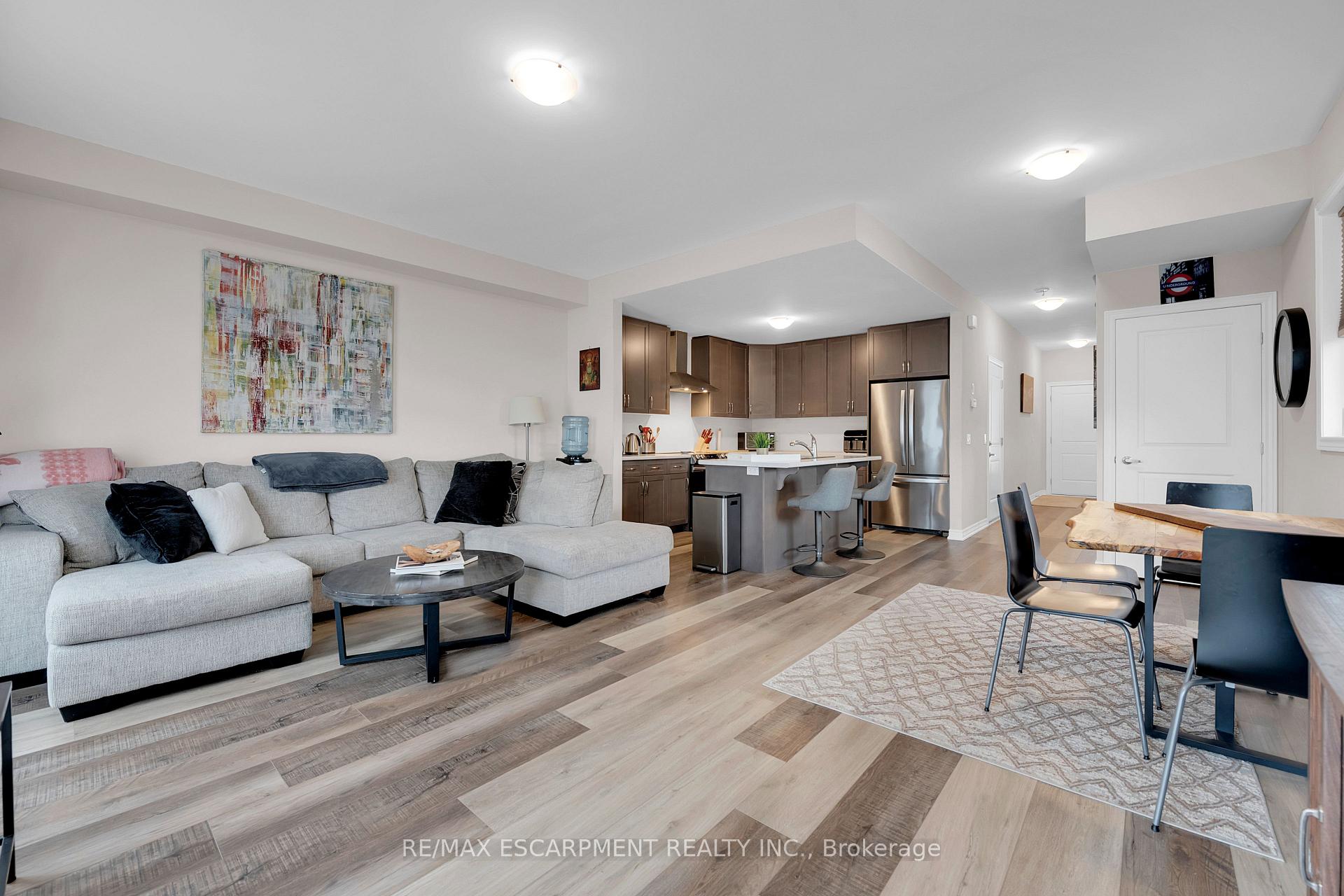 Photo 4 of Unit 24, 27 Rachel Drive, Hamilton, Winona Park — HOMEH