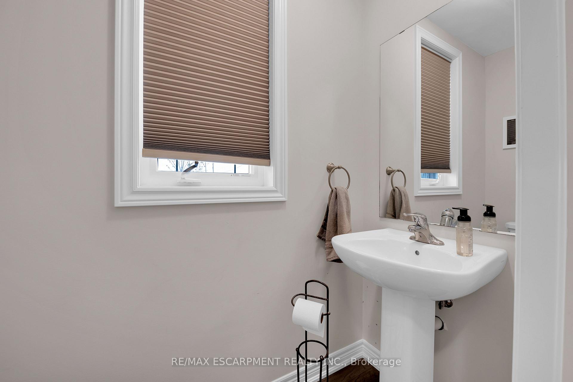 Photo 37 of Unit 24, 27 Rachel Drive, Hamilton, Winona Park — HOMEH