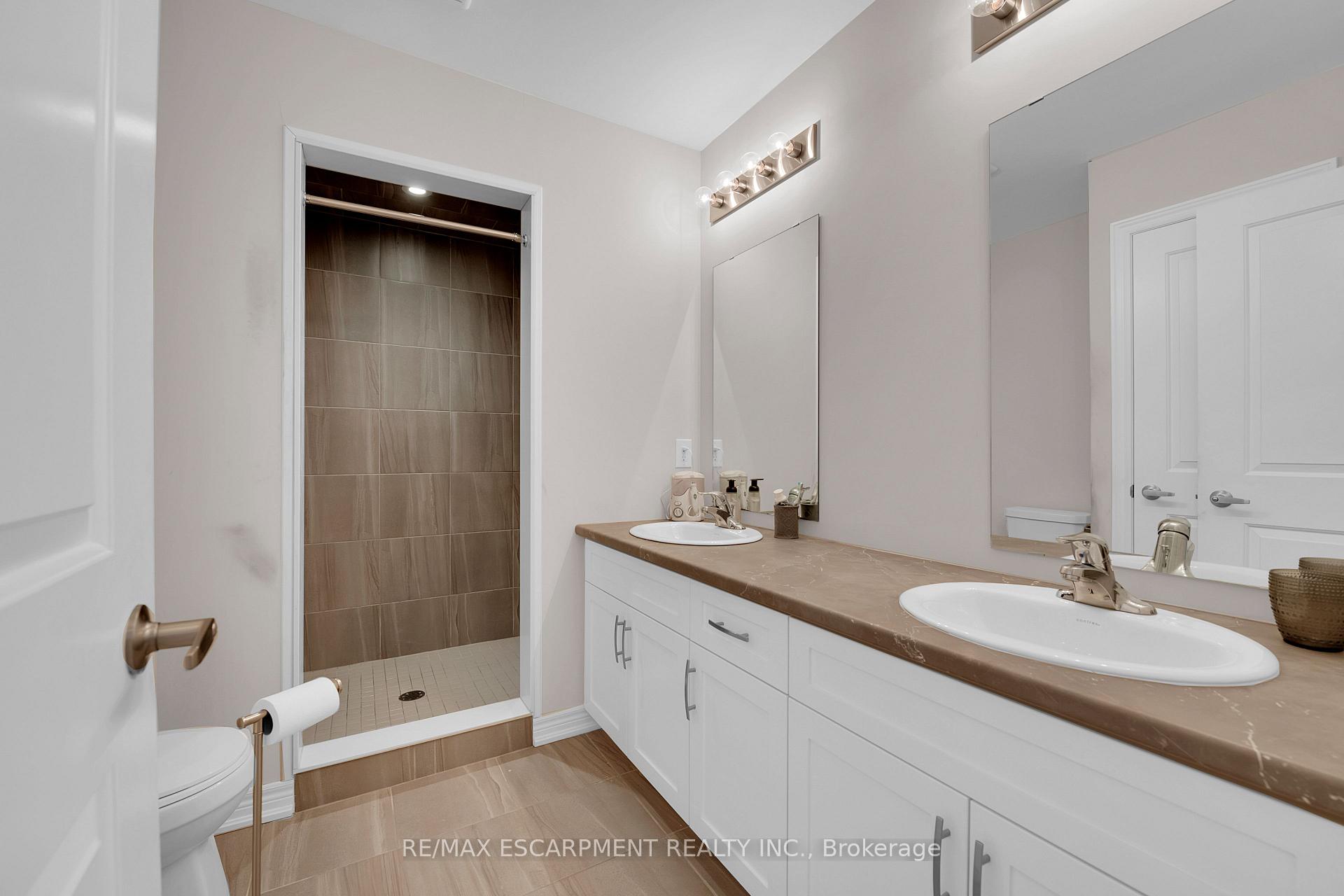 Photo 13 of Unit 24, 27 Rachel Drive, Hamilton, Winona Park — HOMEH