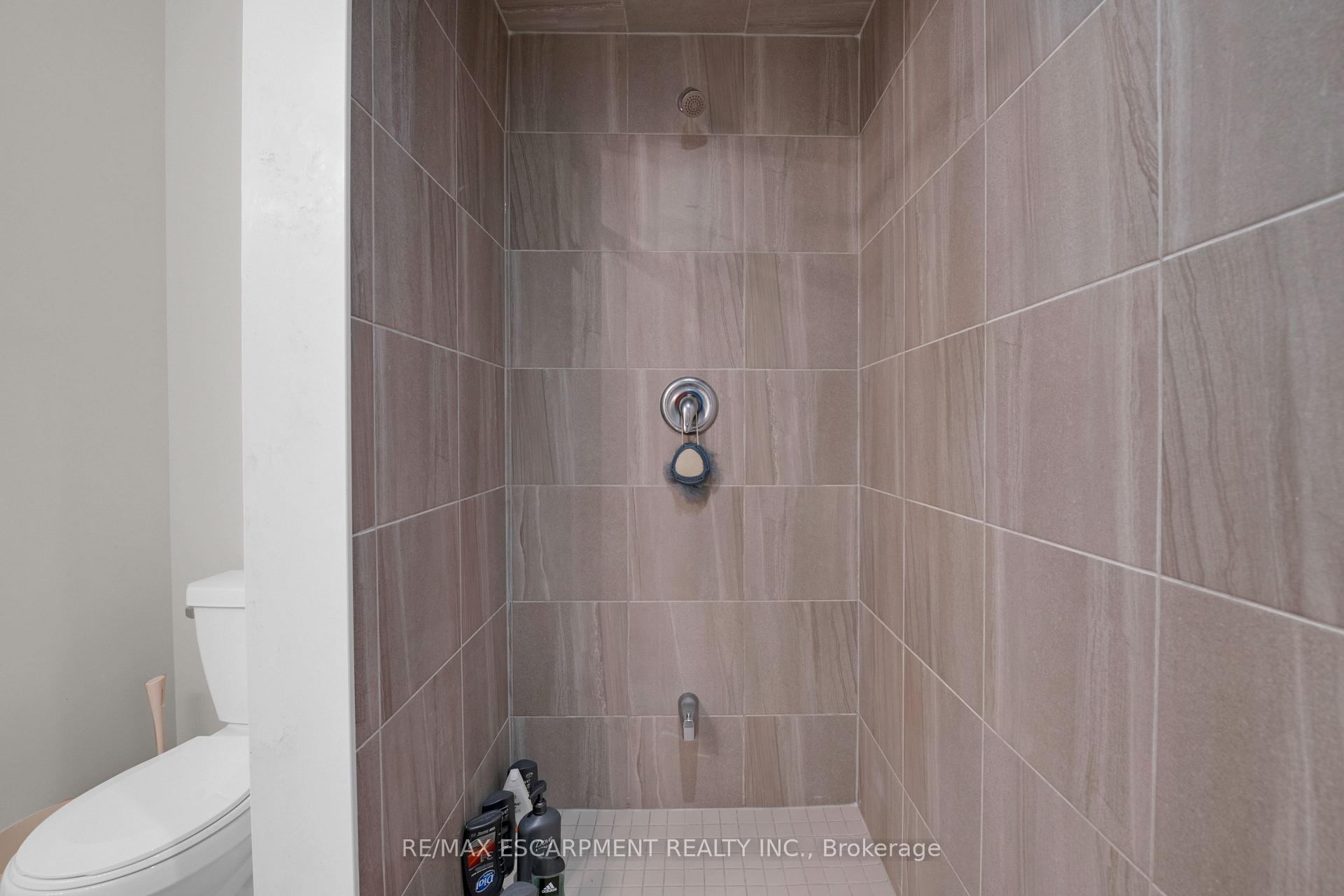 Photo 23 of Unit 24, 27 Rachel Drive, Hamilton, Winona Park — HOMEH