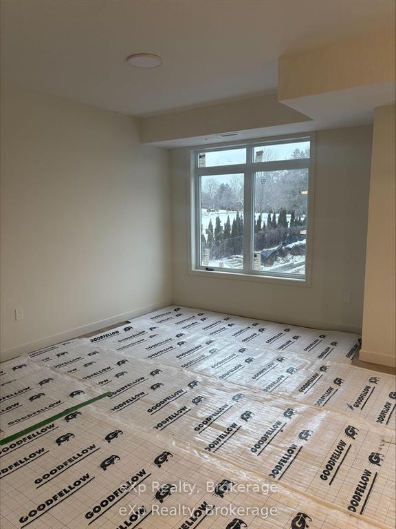 Photo 6 of Unit 118, 824 Woolwich Street, Guelph, Riverside Park — HOMEH
