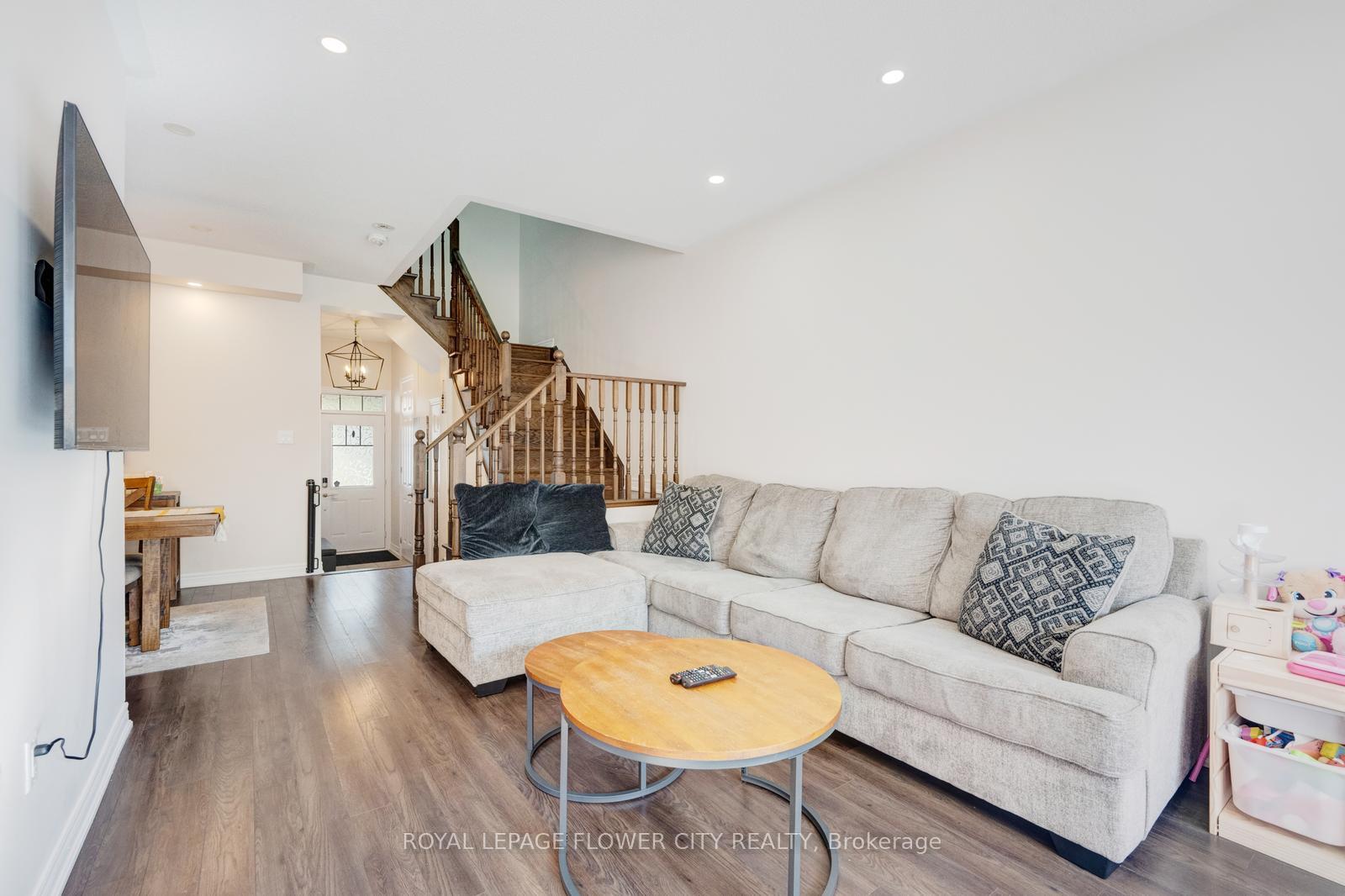 Photo 16 of 38 Abigail Crescent, Caledon, Rural Caledon — HOMEH