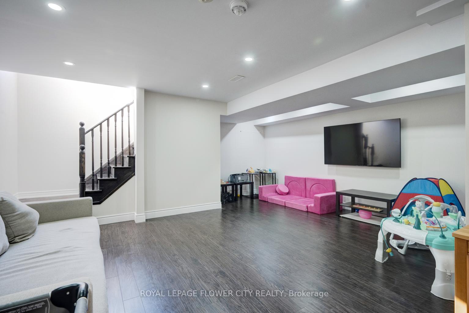 Photo 34 of 38 Abigail Crescent, Caledon, Rural Caledon — HOMEH