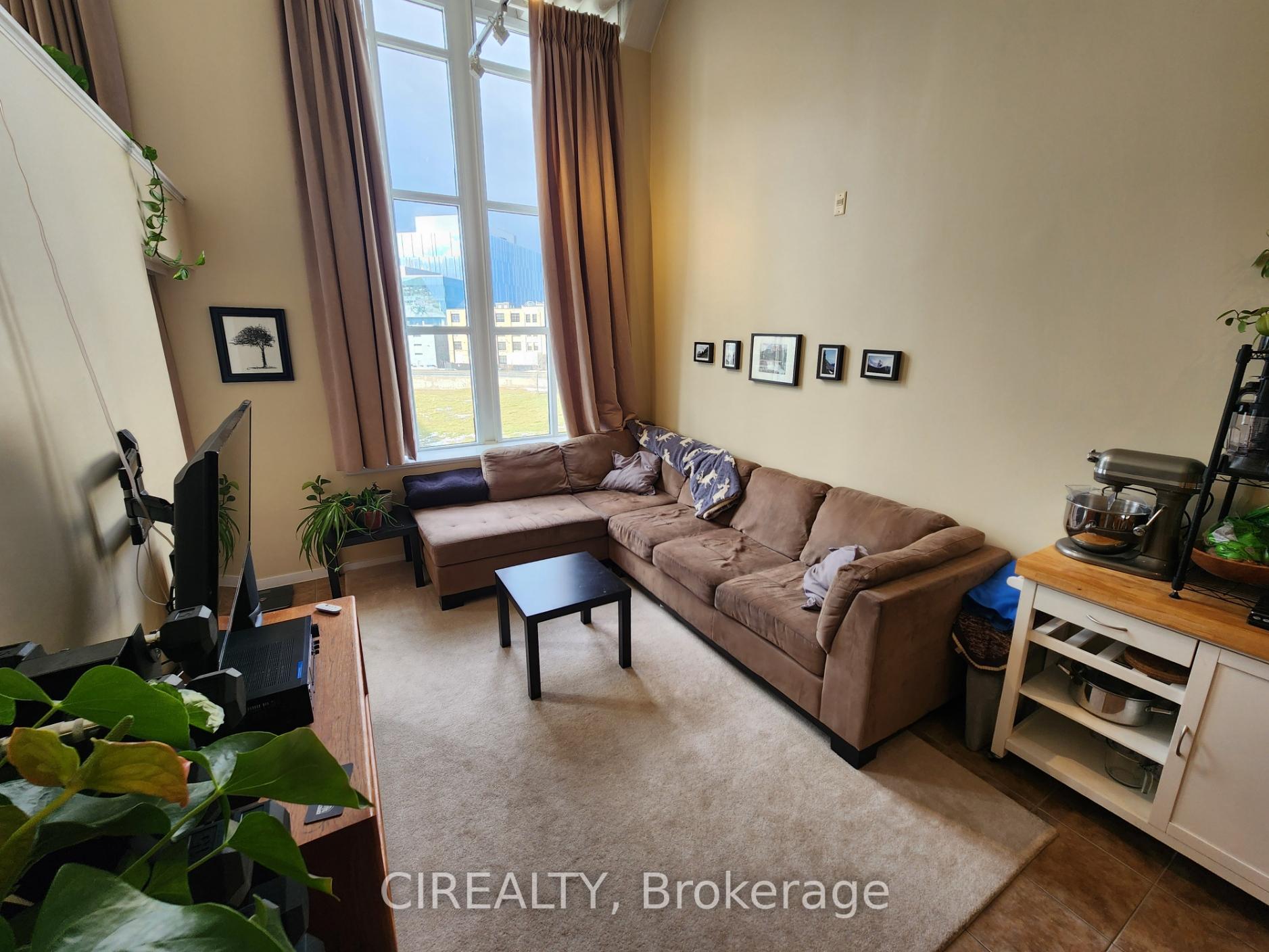 Photo 14 of Unit 424, 410 King Street W, Kitchener — HOMEH