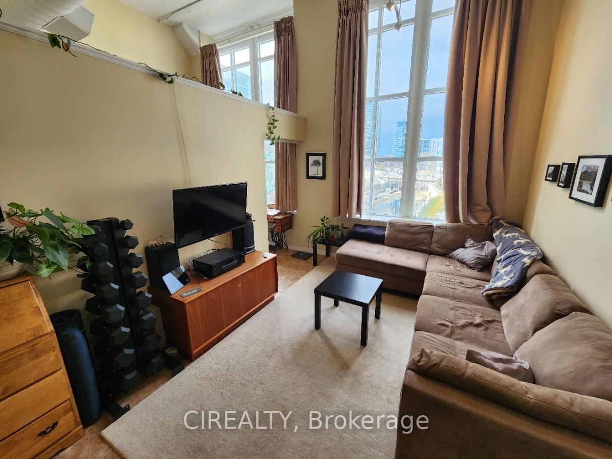 Photo 7 of Unit 424, 410 King Street W, Kitchener — HOMEH