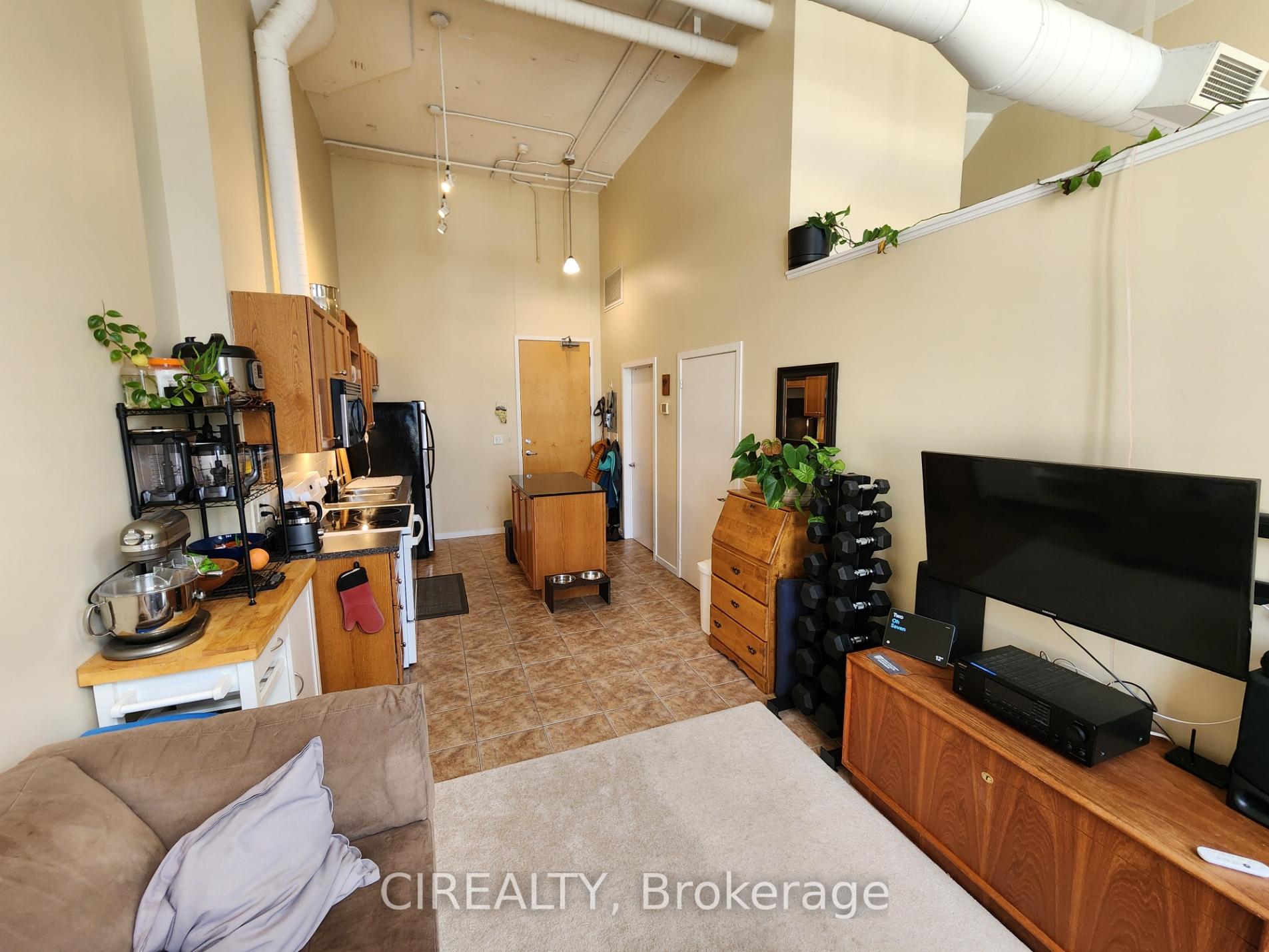 Photo 24 of Unit 424, 410 King Street W, Kitchener — HOMEH